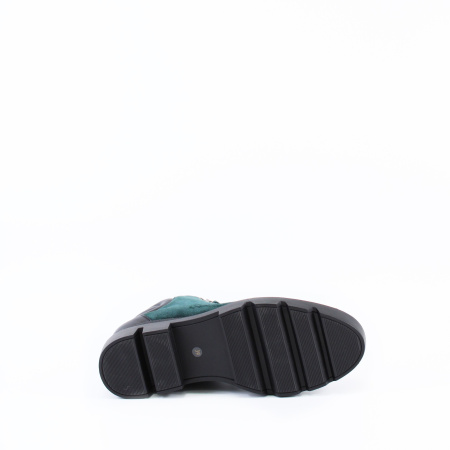 Зеленые ботинки с кожаной пяткой